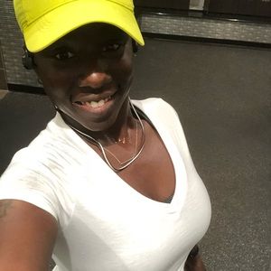 Meet your Posher, Courtney